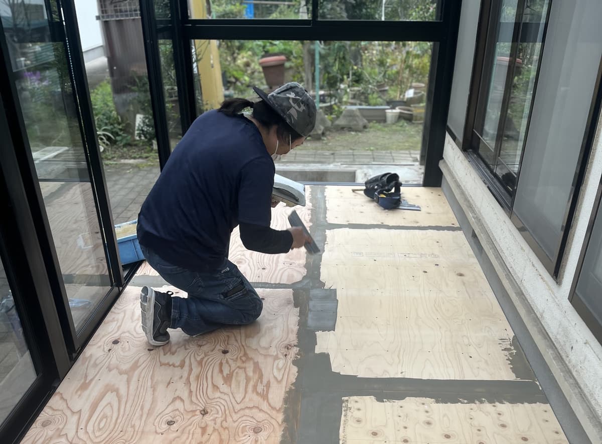 働くスタッフの様子